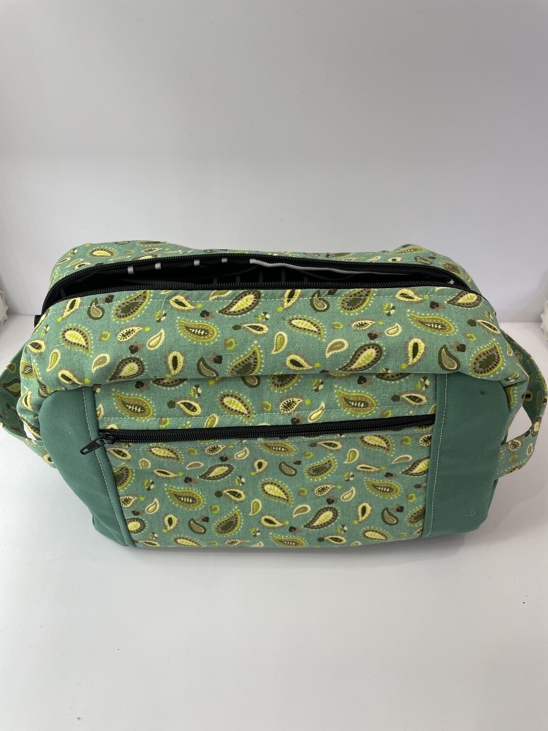 Waterproof Large Toiletry Bag/ Green