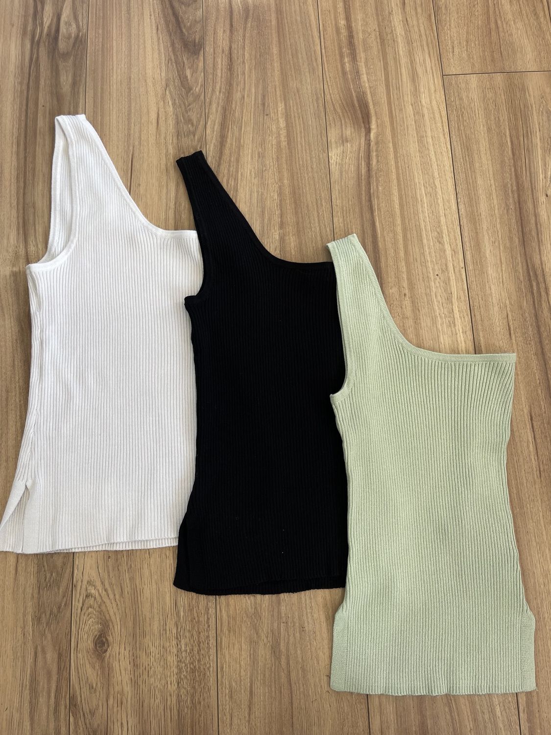 Silent Theory Dustin One Shoulder Top