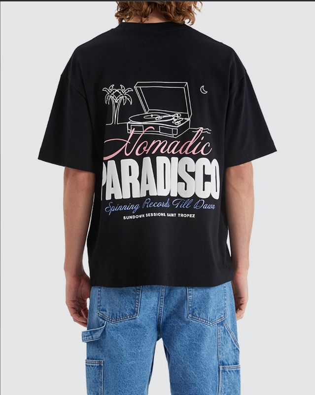 Nomadic Paradise Spinning Street Tee/ Jet black