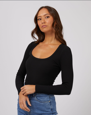 | LONG SLEEVES |