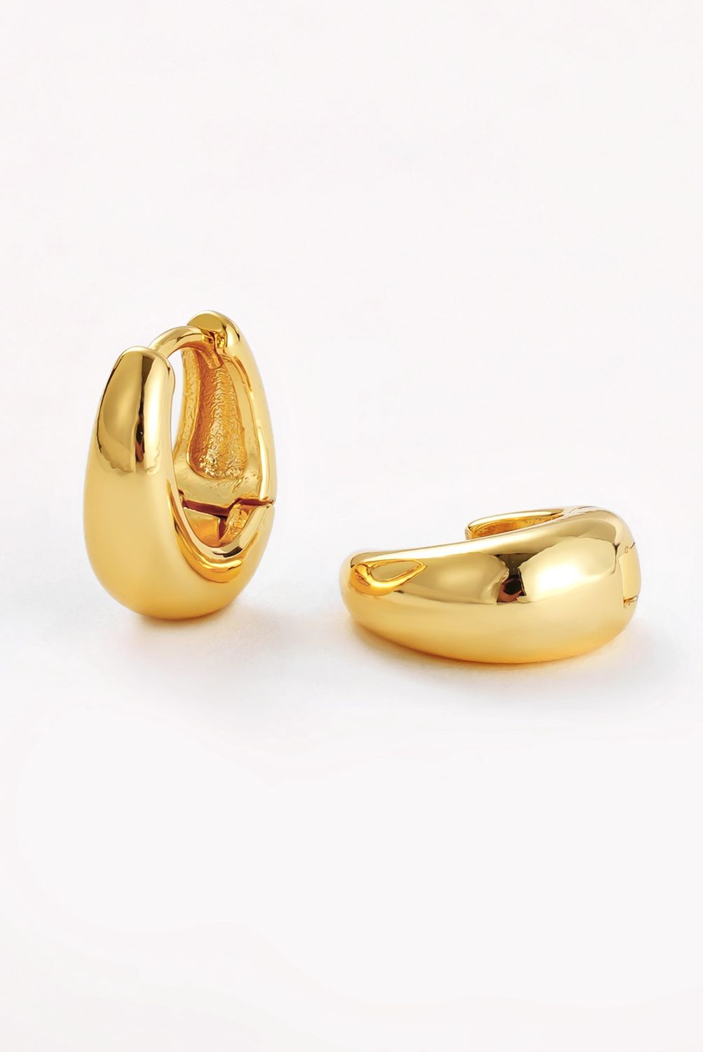 Zafino Steph Earring Medium in Gold