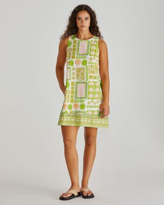 Sass Emmett Tie Back Shift Dress: sleeveless mini dress with tropical print, functional pockets, perfect summer resort wear, 