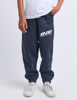 TRACKPANTS/ JEANS