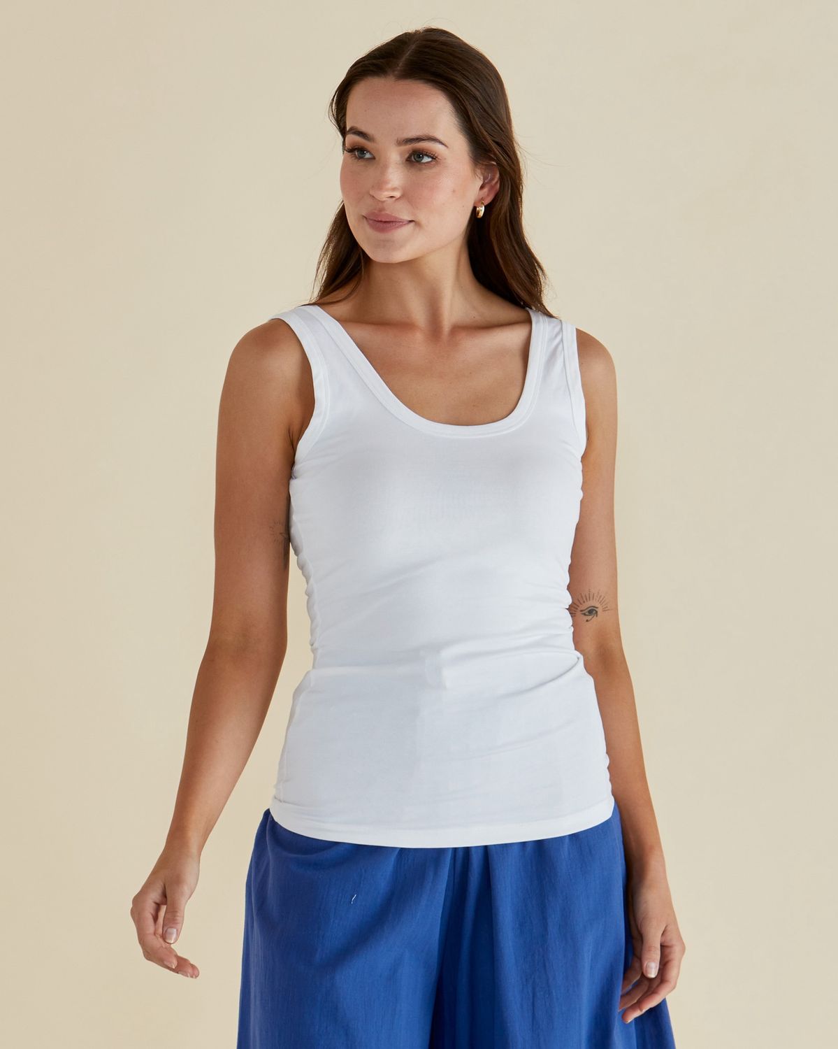 Betty Basic Emma Scoop Tank in White