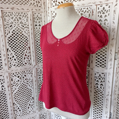 Red T-shirt | Large