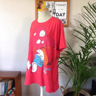 Red Smurf T-shirt | XL