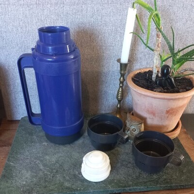 Blue Hot Water Flask with 2 Plastic Cups