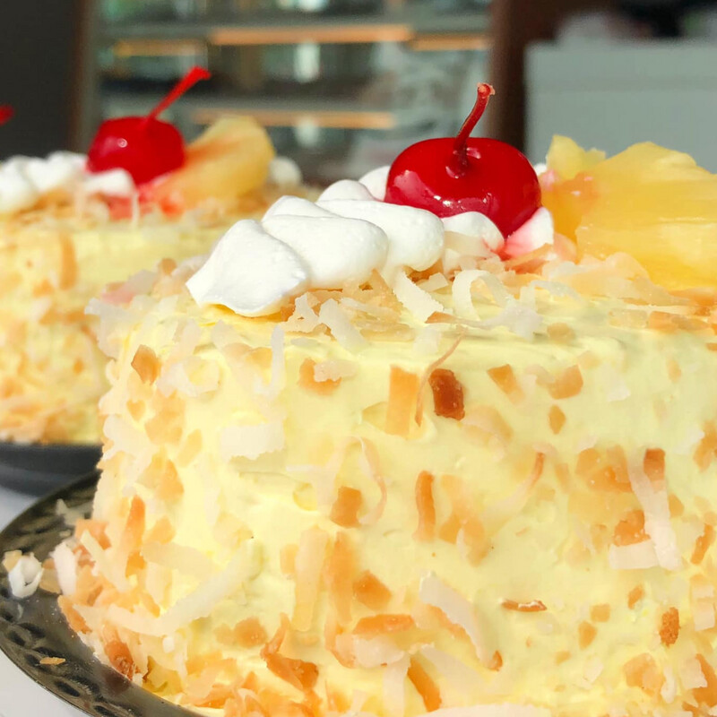 Pastel Piña Colada