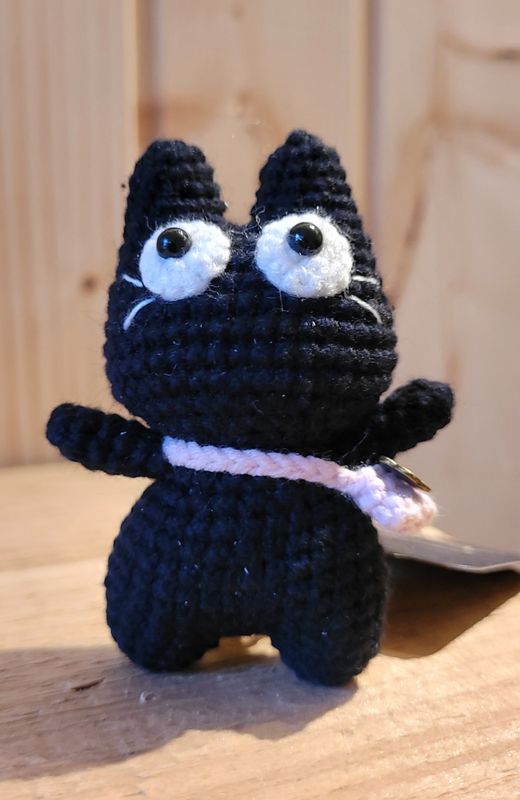 Figur &quot;Dreimal schwarzer Kater&quot;