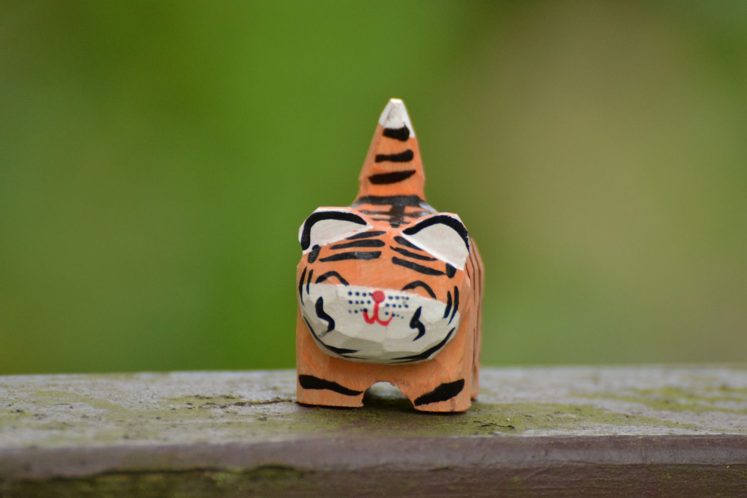 Schnitzfigur &quot;Tigerkatze&quot;