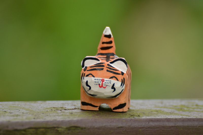 Schnitzfigur &quot;Tigerkatze&quot;