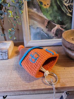 Amigurumi-Schlüsseltasche &quot;Haus&quot;
