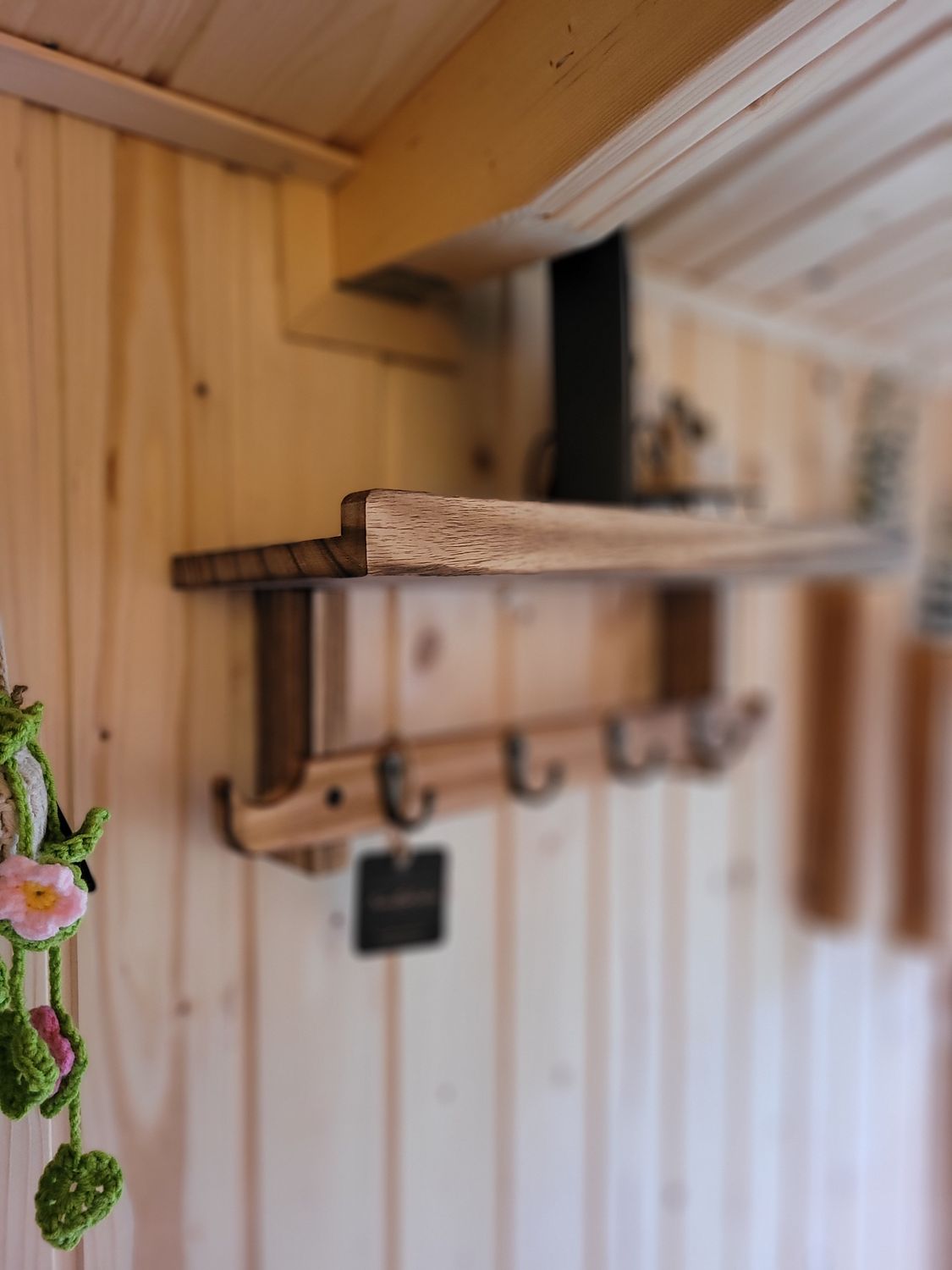 Garderobe mit Ablage