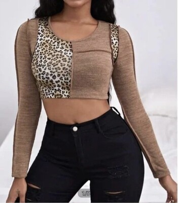 Leopard Panel Topstitching Crop Tee