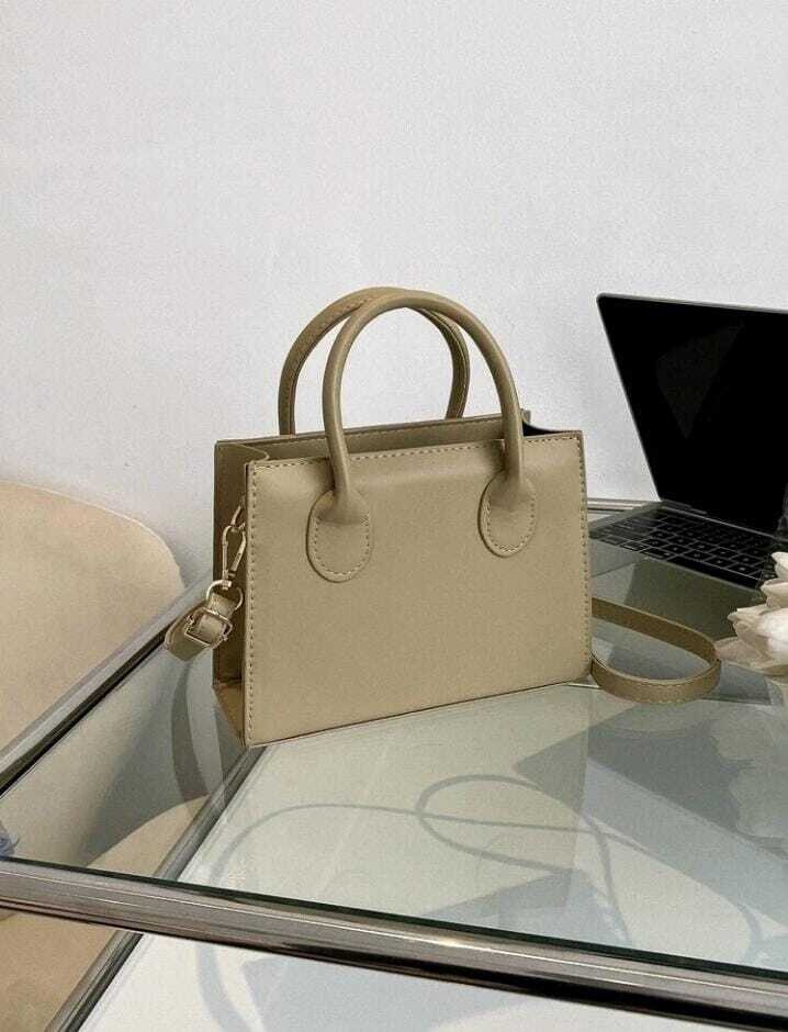 Minimalist Double Handle Square Bag