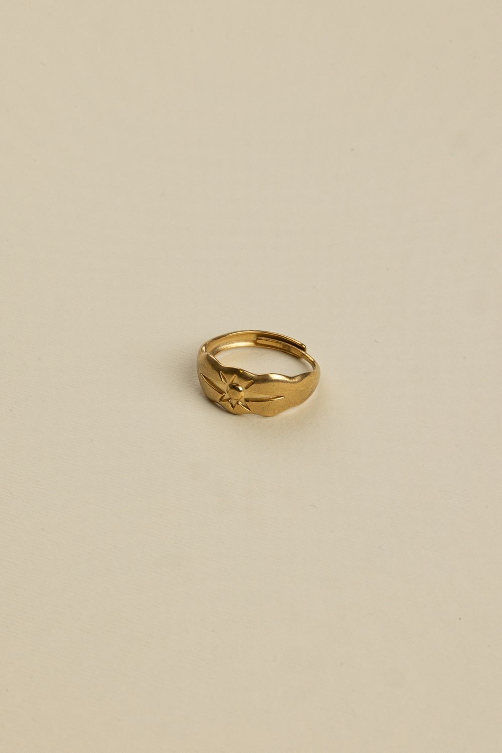 Sun beams ring