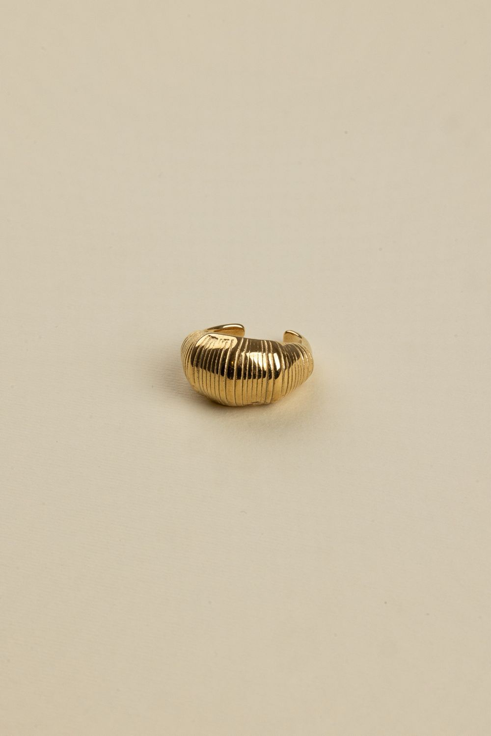 Dreamy ring