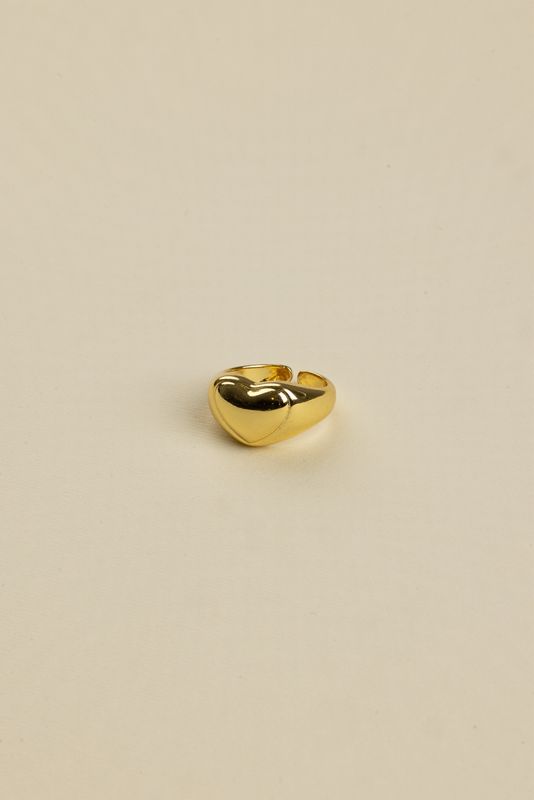 Heartful Ring