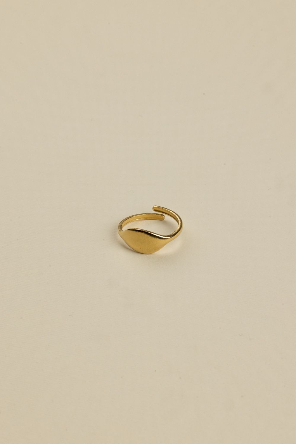 Signet Ring