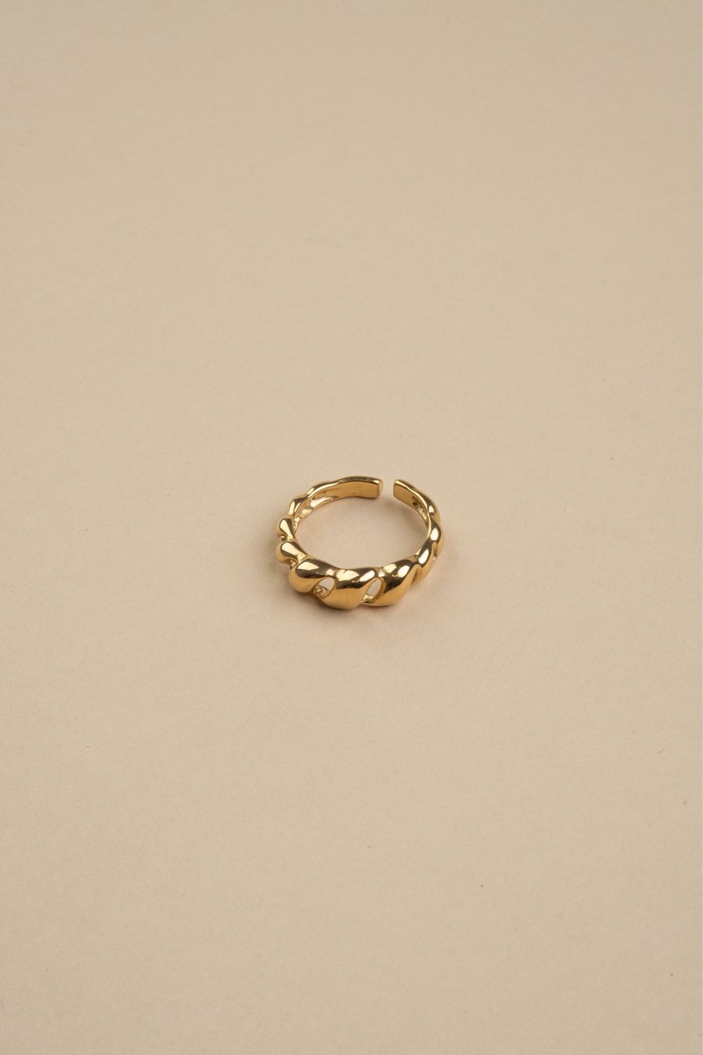 Braids Ring