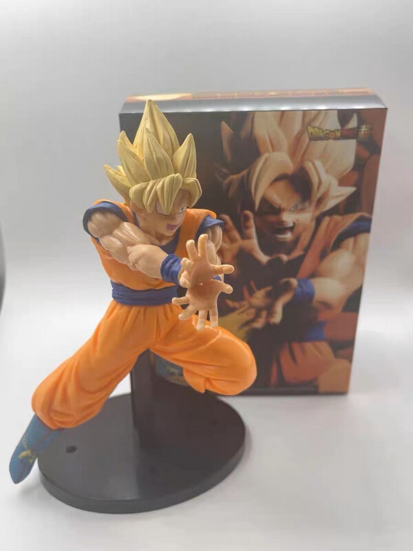 Dragon Ball Goku Super Saiyan Figurine
