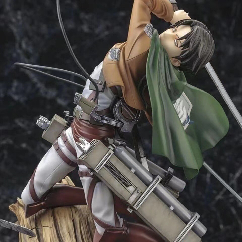 Attack on Titan Levi Ackerman Anime Figurine