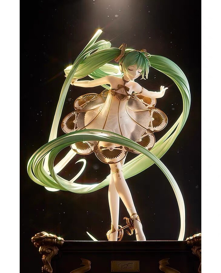 Miku Figurine Pre Order 5th anniversary
