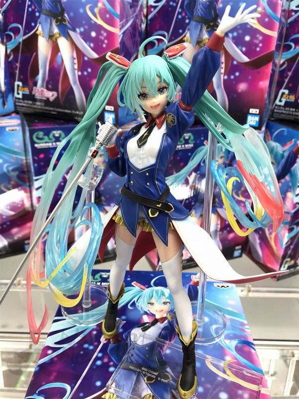 Bandai Banpresto Vocaloid Hatsune Miku Figurine 45th Anniversary