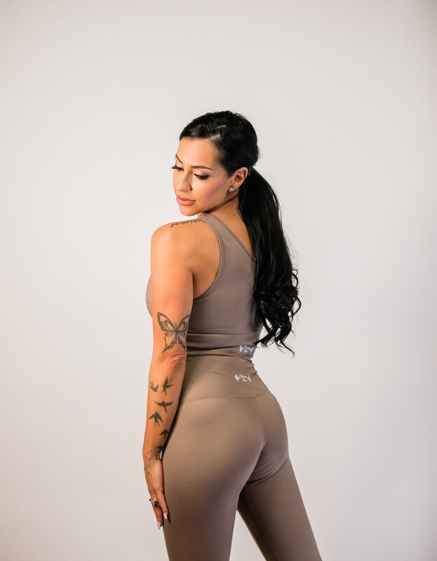 Huntress Brown/power Sports Bra