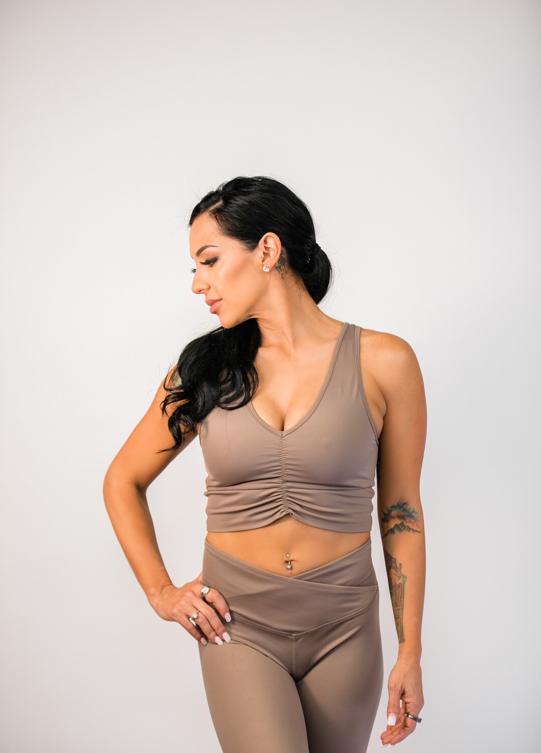 Huntress Brown V-cut Leggings