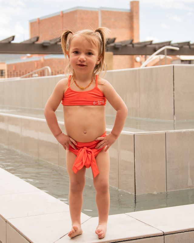Clementina Daughter swim set