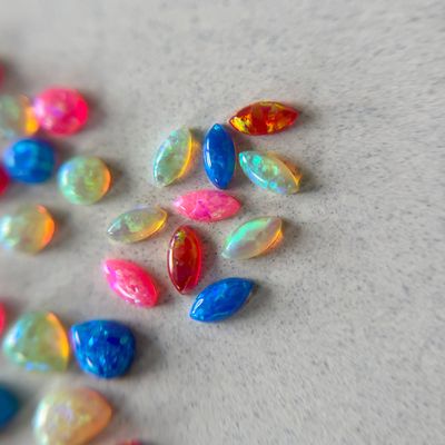 Opales Sorbet tropicaux / Œil de chat petit Opales Sorbet tropicaux / Œil de chat petit