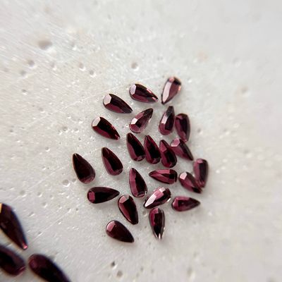 Diamants forme Açaï/ goutte