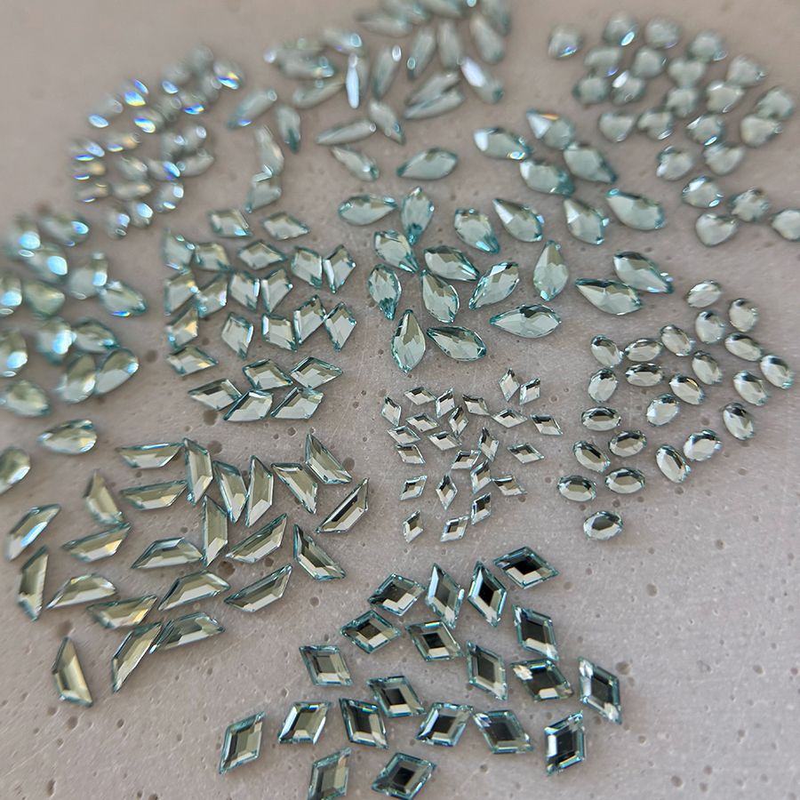 Diamants forme Maldives / Petite goutte allongée ou Mini goutte large