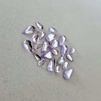 Diamants forme Lilas claire / goutte
