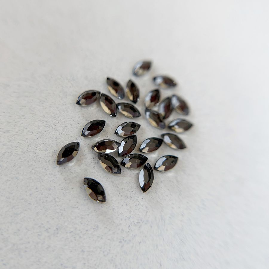 Diamants forme Gris Acier mini oeil de chat