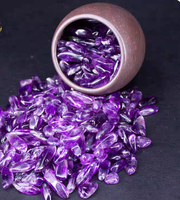 Small amethyst crystal chips