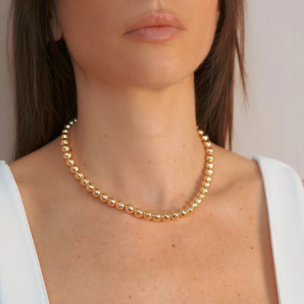 Collier ras du cou avec sphères martelées