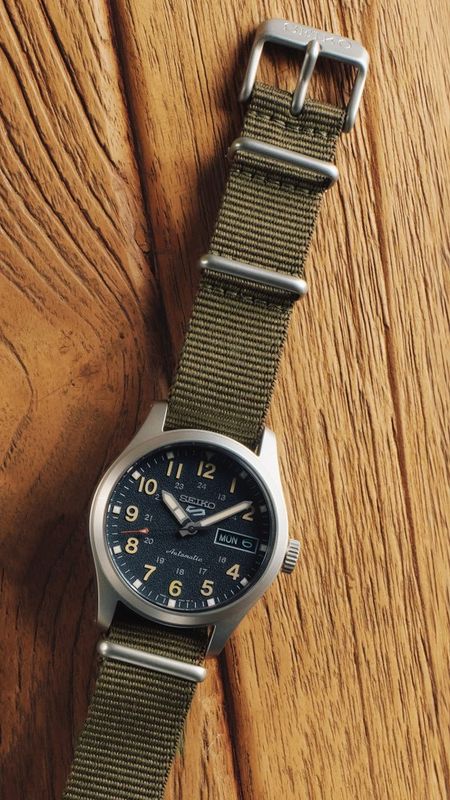 Montre Seiko 5