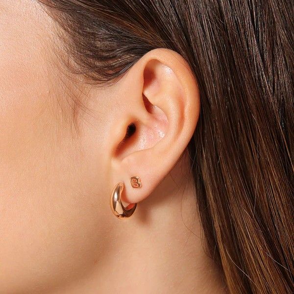 Boucles d'oreilles lobe demi-lune avec coupe en forme de larme