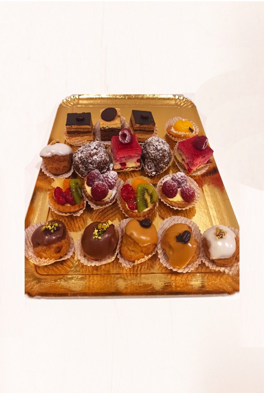 Commander : Le plateau de petits fours chauds, 20 pièces