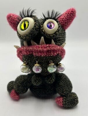 Monster schwarz pink