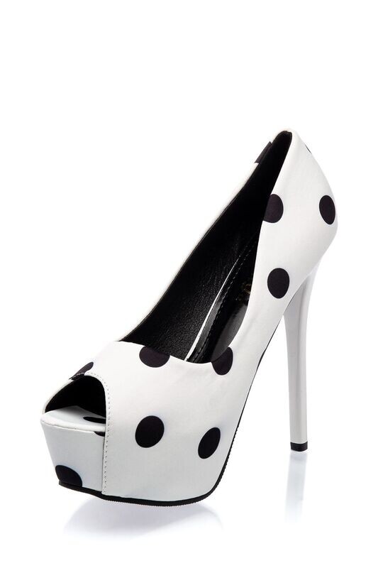 Peep-toe Pumps