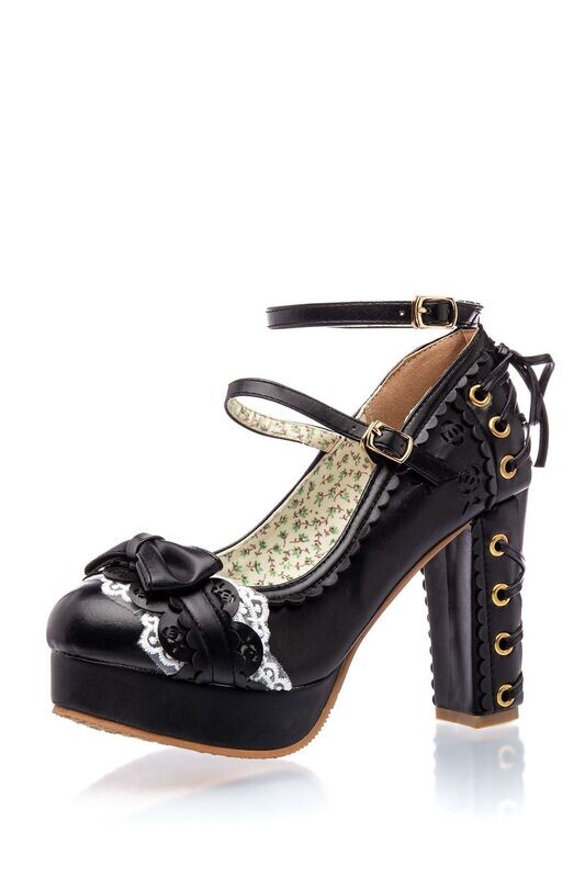 Retro Riemchen Pumps