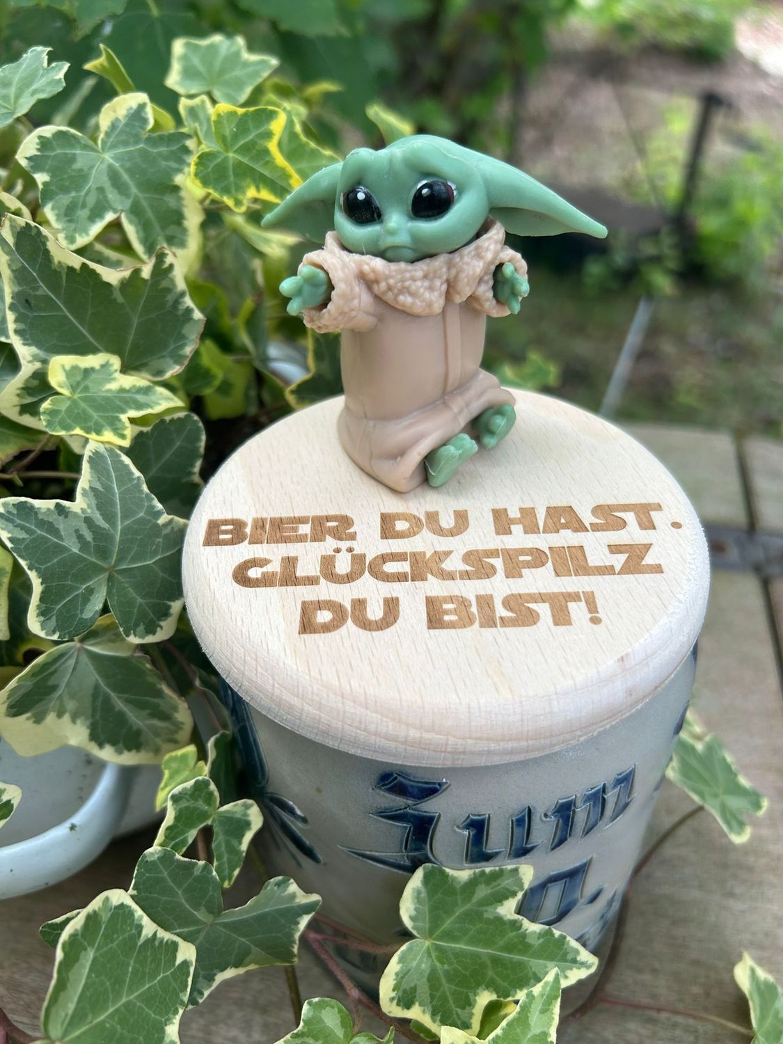 Bierglasdeckel aus Holz - Biergartendeckel aus Holz - mit Joda