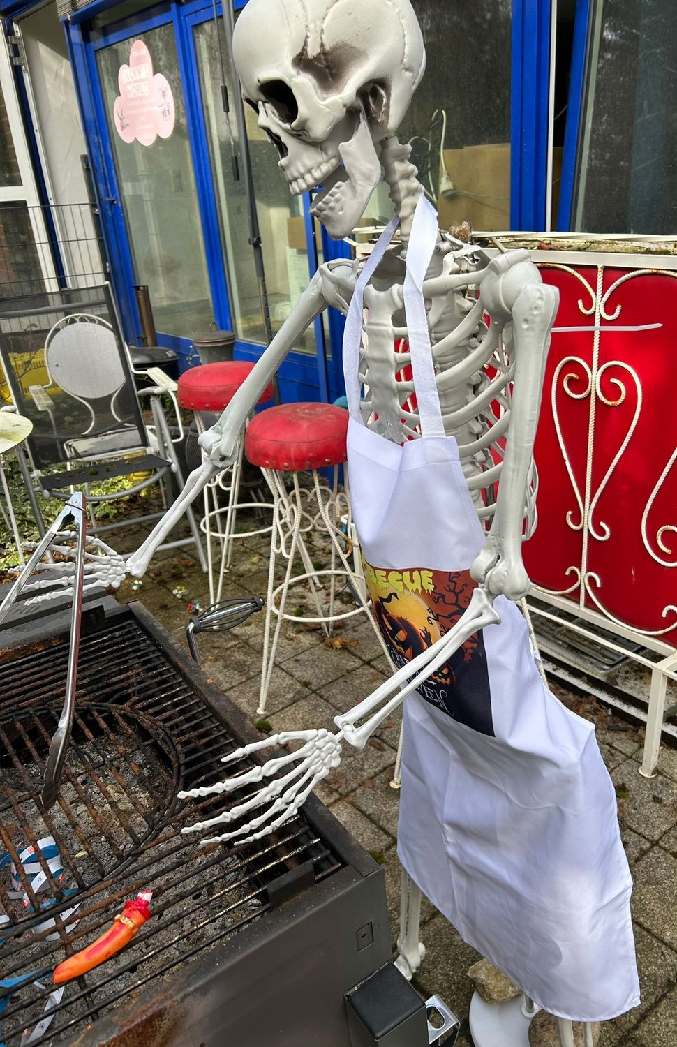 Happy Halloween Barbecue Skelett