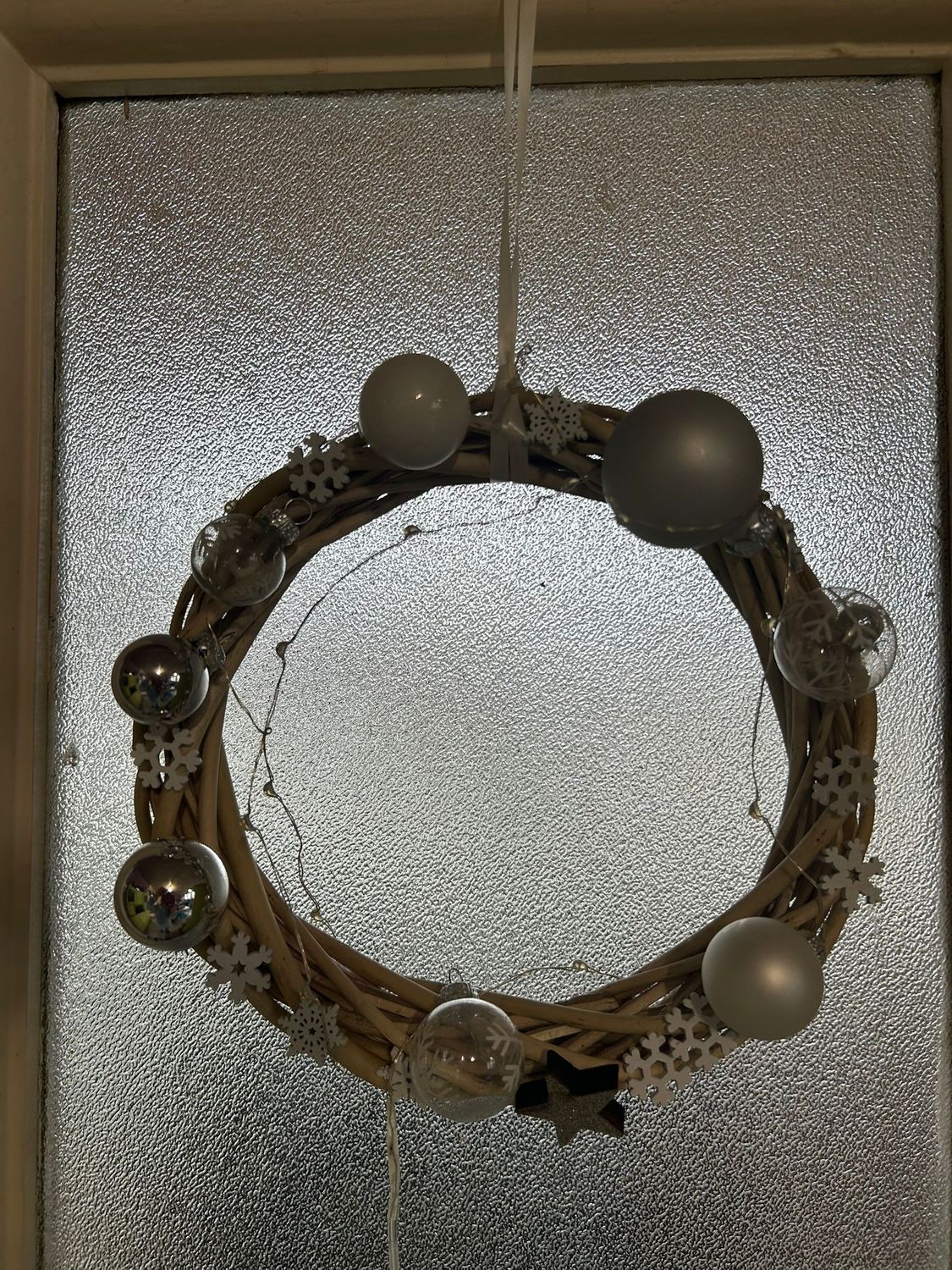 Türkranz aus Weidenzweigen, Silber Beleuchtet