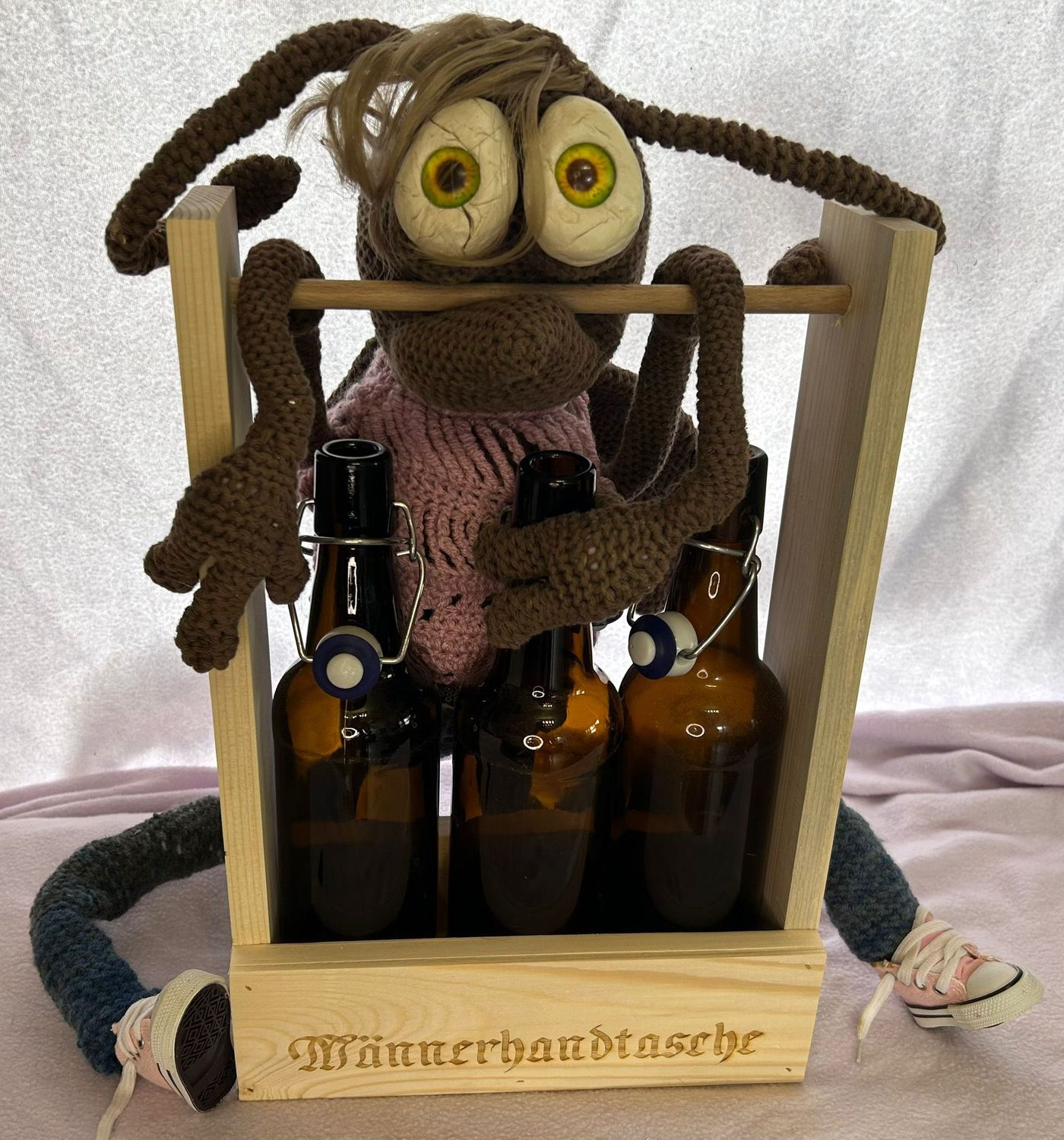 Holzträger aus Fichtenholz – Nachhaltig. Handgemacht. Persönlich. für 3 Flaschen