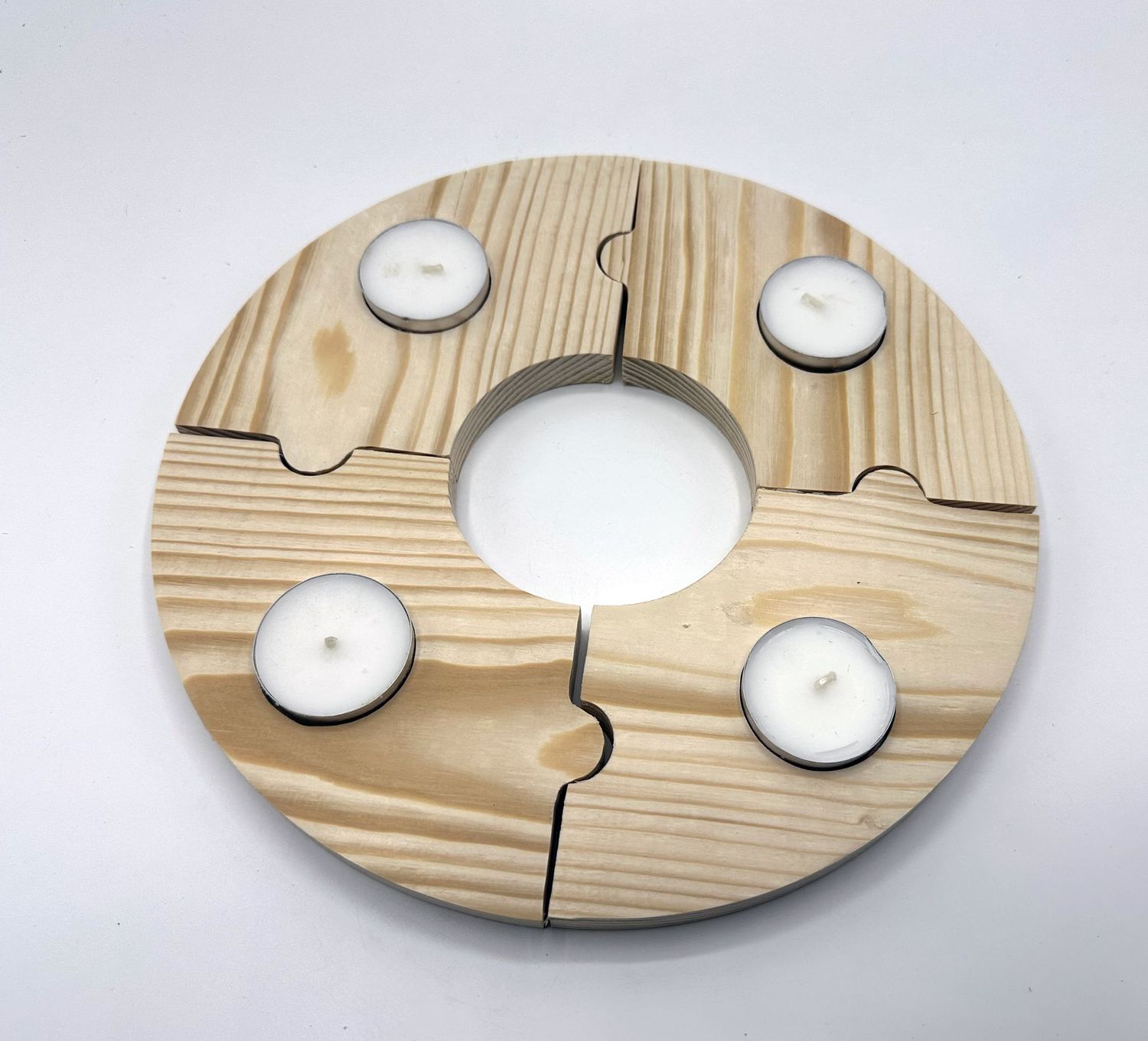 ? Handgemachter Teelicht-Adventskranz aus Fichtenholz – Natürlich, stilvoll & weihnachtlich ? ? Handgemachter Teelicht-Adventskranz aus Fichtenholz – Natürlich, stilvoll & weihnachtlich ?