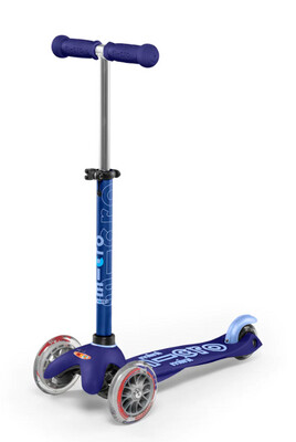 Micro Mini Deluxe 3 Wheel Scooter